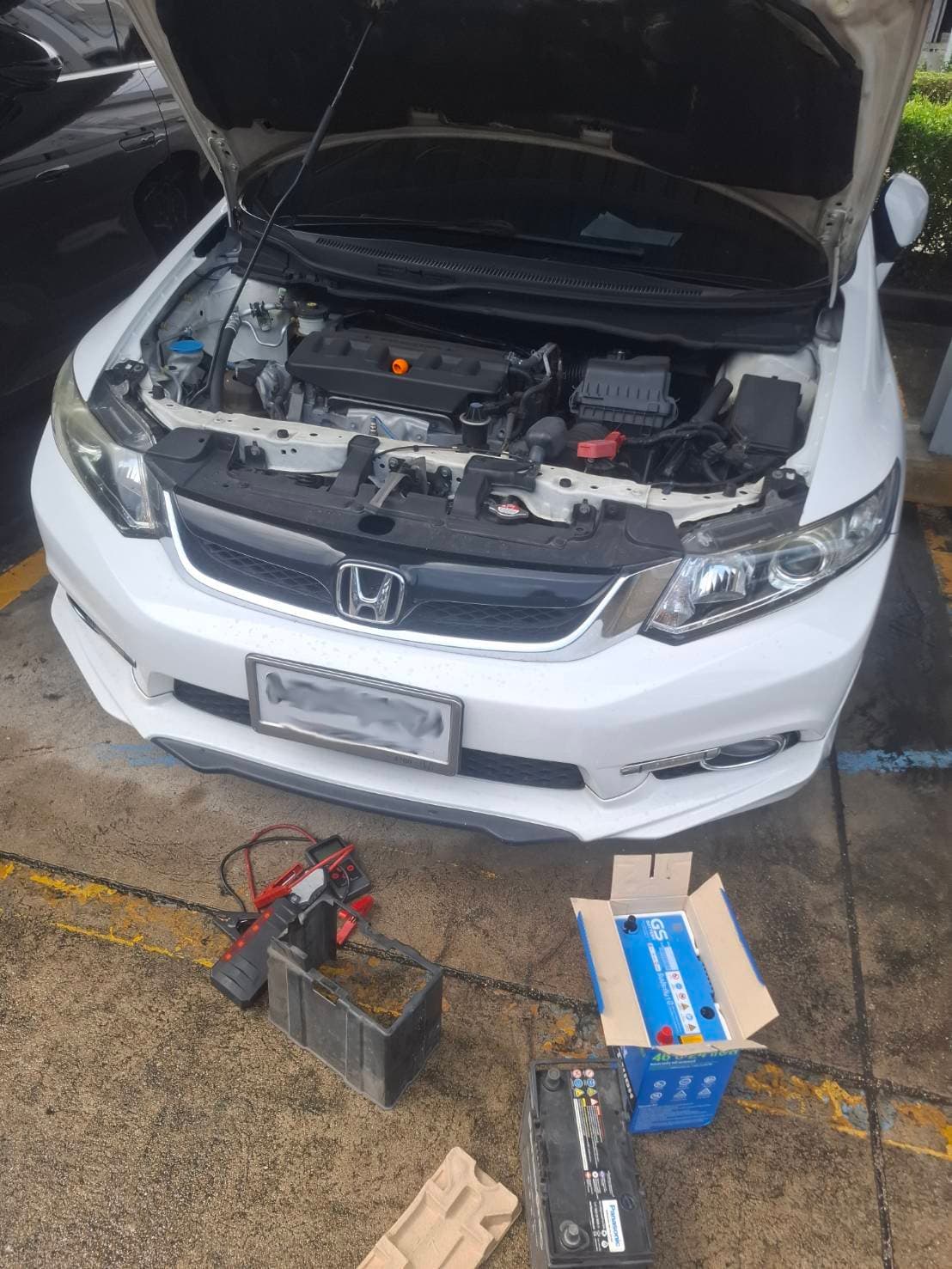 ผลงานบริการปะยางนอกสถานที่ Nang Service ภาพที่ 35 - บริการซ่อมยางรถยนต์มืออาชีพ 24 ชั่วโมง