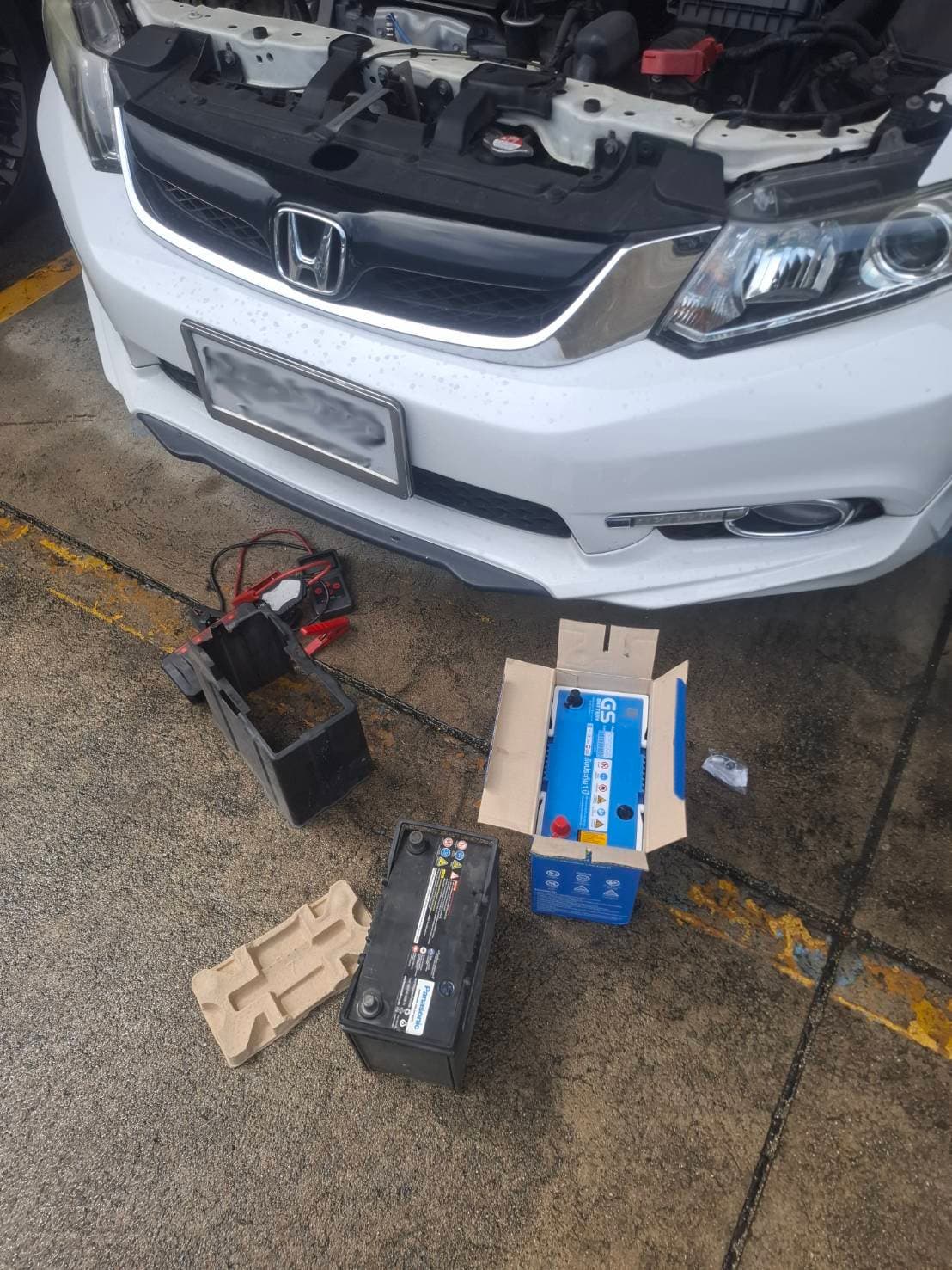 ผลงานบริการปะยางนอกสถานที่ Nang Service ภาพที่ 36 - บริการซ่อมยางรถยนต์มืออาชีพ 24 ชั่วโมง
